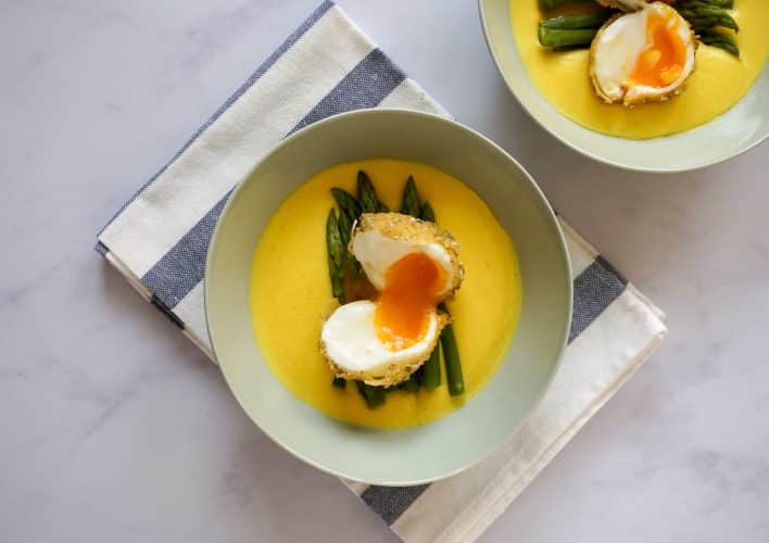 Egg over fontina cheese cream