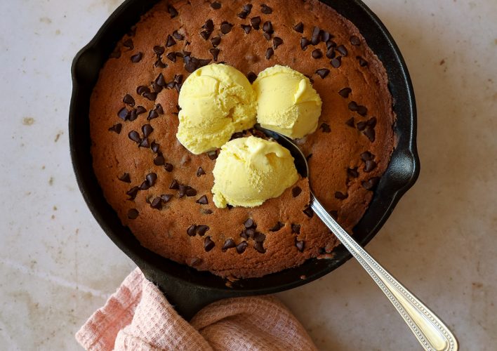 Cookie gigante en skillet