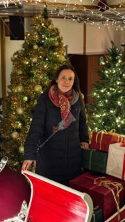 Ayer asistí a la inauguración de O Barco do Nadal de @mardeons 
Cinco años ya, y cada vez más bonito: barco decorado, encendido de luces, paseo por la ría de Vigo y un cóctel con vistas. 
 
Si queréis vivirlo también, podéis consultar las salidas y fechas en mardeons.es  
 
 
#vigo #navidaddevigo #navidad2025 #planesenvigo #galicia
*Publi / Invitación